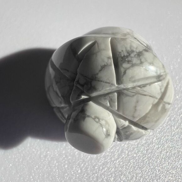Howlite Crystal Acorn‎ Carving - Picture 7 of 12